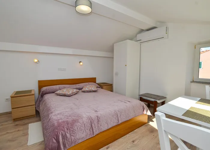 Rooms Grga